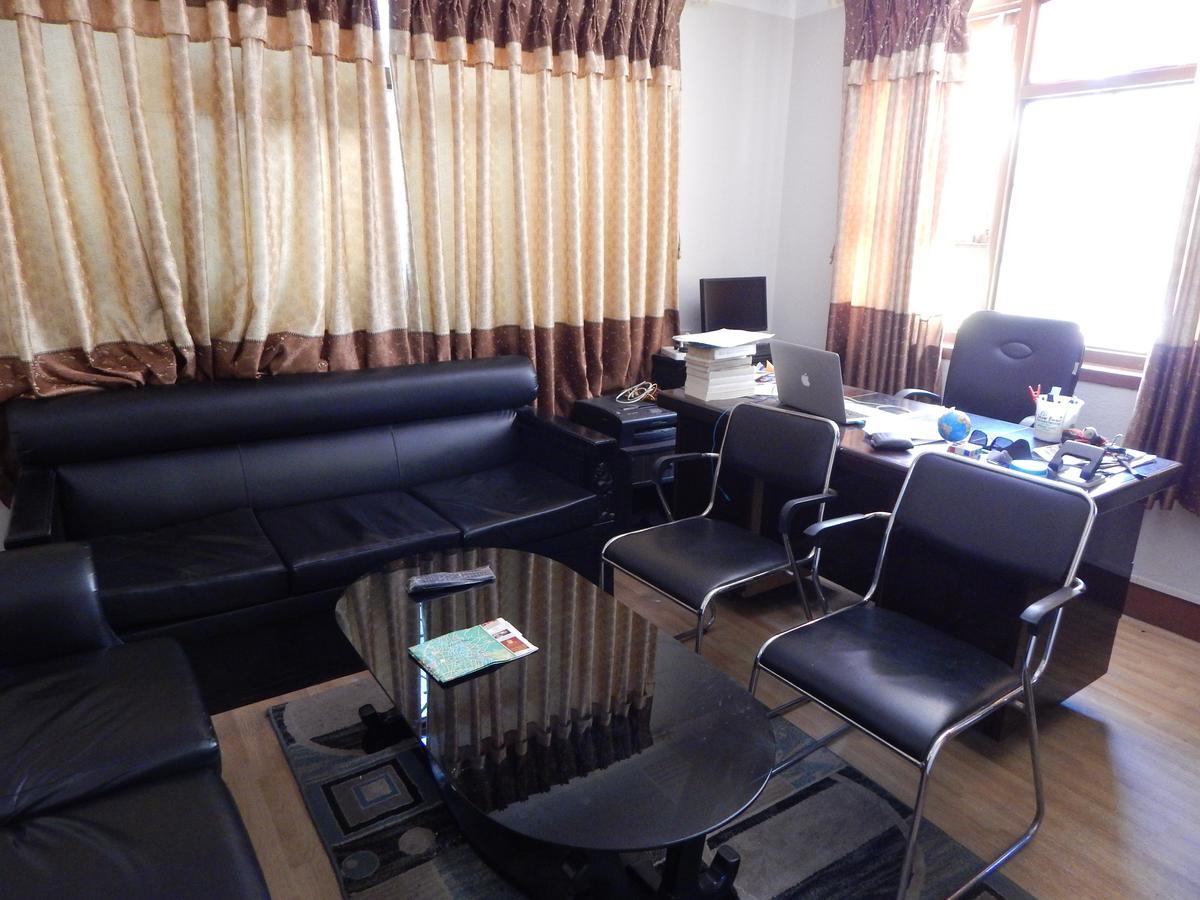 Hotel Giramondo Катманду Екстериор снимка
