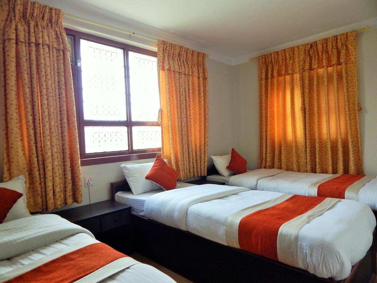 Hotel Giramondo Катманду Екстериор снимка
