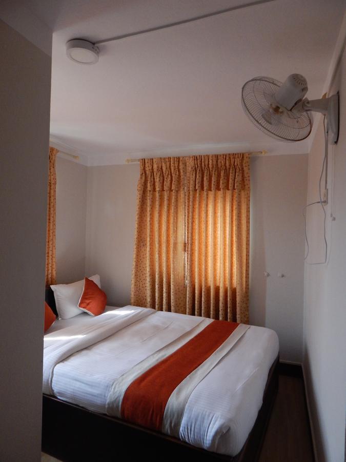 Hotel Giramondo Катманду Екстериор снимка