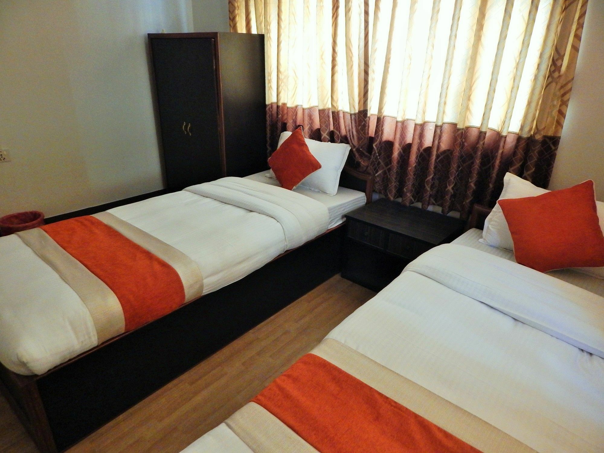 Hotel Giramondo Катманду Екстериор снимка