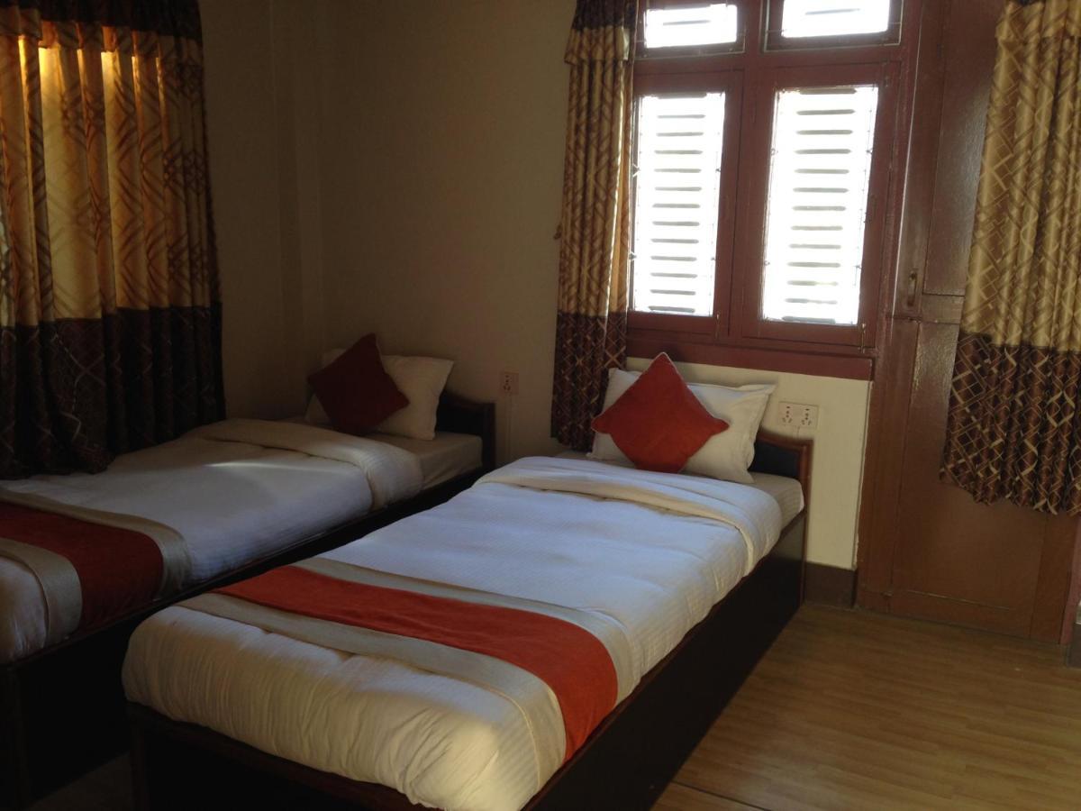 Hotel Giramondo Катманду Екстериор снимка
